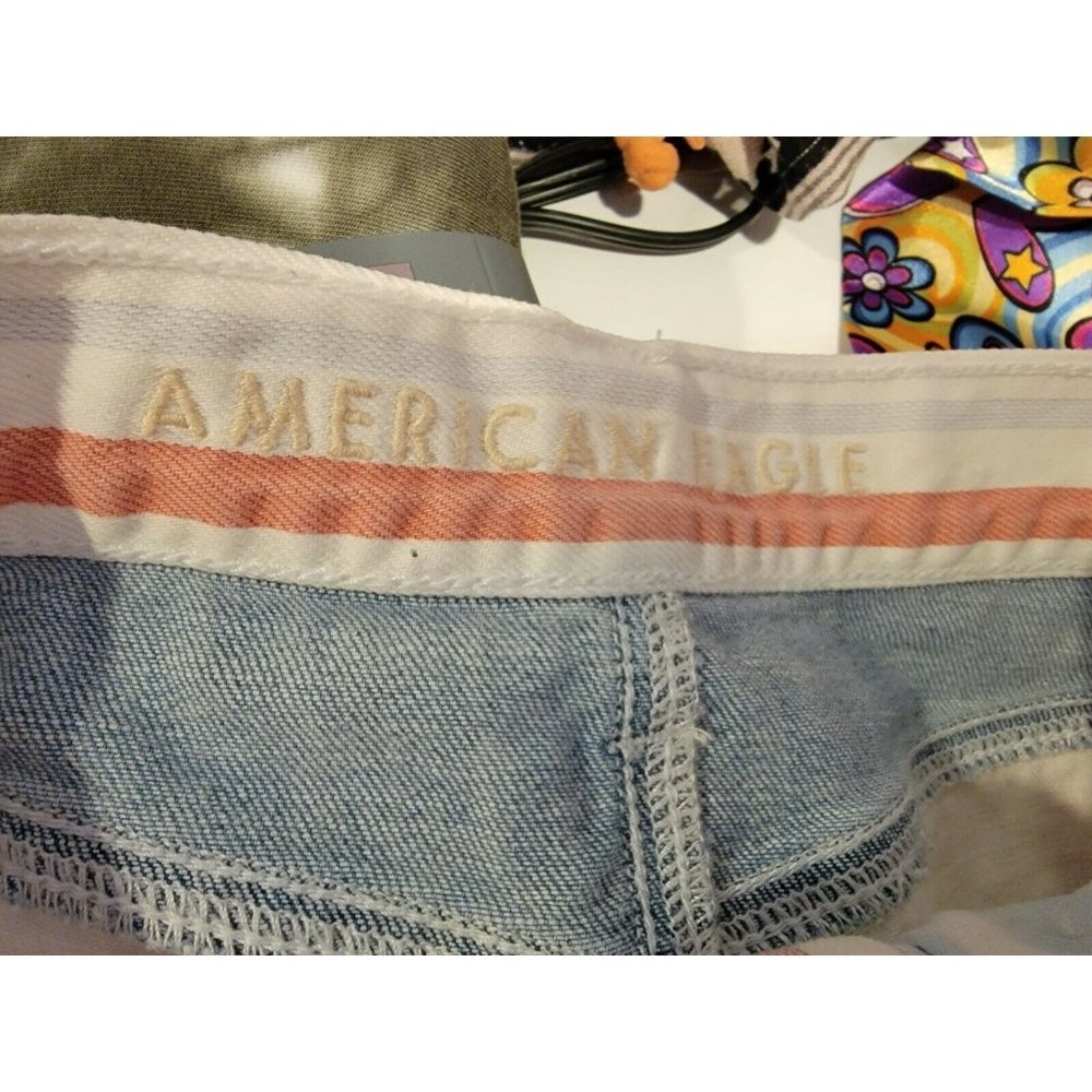 American Eagle Women's Size 0 Blue White Striped High Rise Mom Shorts - Picture 4 of 6